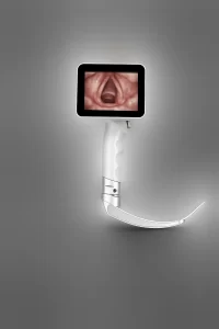 Video laryngoscope for airway visualization and intubation support